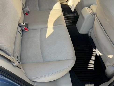 Used 2014 Subaru Crosstrek 2.0i Premium image 8