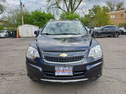 Used 2014 Chevrolet Captiva Sport LTZ FWD image 4