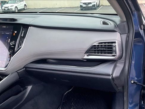 Used 2022 Subaru Outback Limited image 18