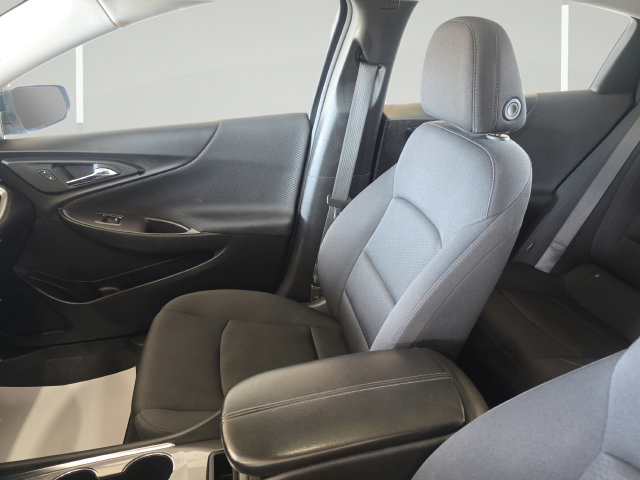 Used 2024 Chevrolet Malibu LT FWD image 22