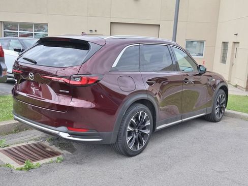 Used 2024 MAZDA CX-90 Plug-In Hybrid w/ Premium Plus AWD/4WD image 5