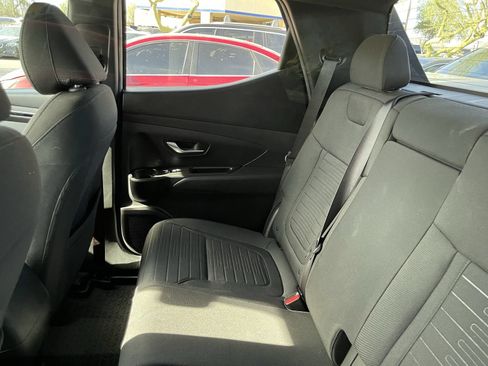 Used 2024 Hyundai Santa Cruz SEL FWD image 9