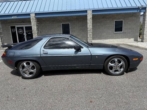 Used 1988 Porsche 928 S4 RWD image 8