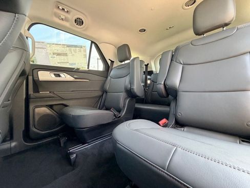 New 2026 Ford Explorer Active w/ Active Comfort Package RWD image 10