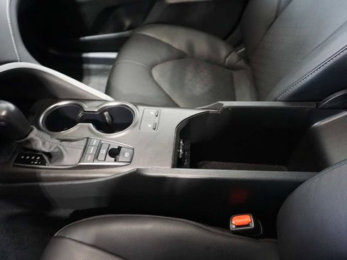 Used 2024 Toyota Camry XSE image 22