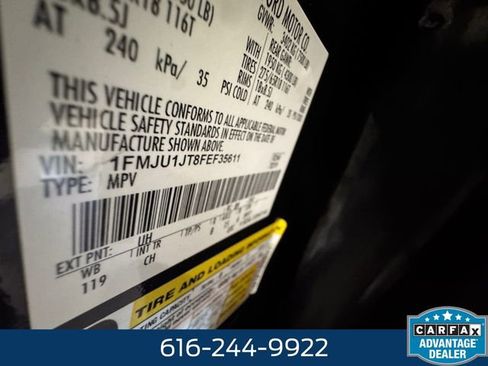 Used 2015 Ford Expedition XLT AWD/4WD image 27