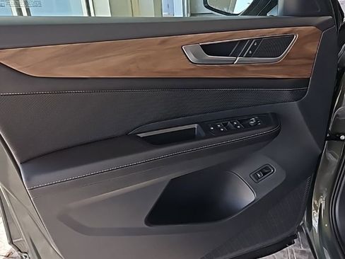 New 2026 Volkswagen Atlas SE FWD image 29
