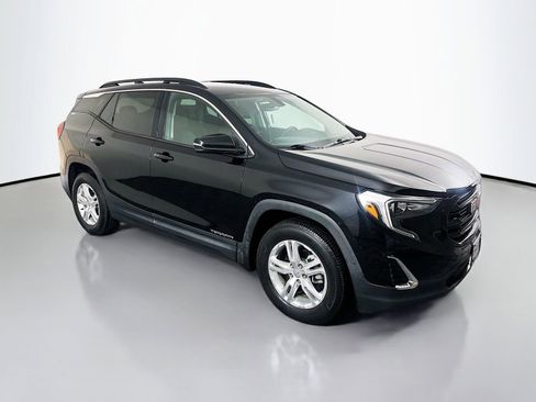 Used 2019 GMC Terrain SLE w/ Driver Convenience Package FWD image 1