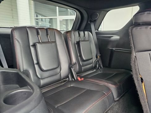 Used 2017 Ford Explorer Sport AWD/4WD image 14
