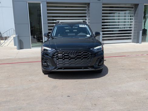 Used 2023 Audi Q5 2.0T Premium Plus w/ Premium Plus Package AWD/4WD image 3
