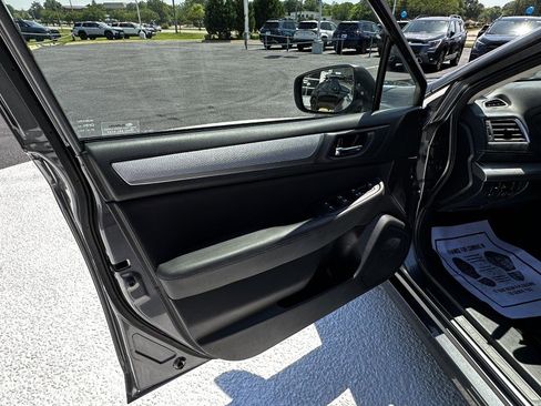 Used 2019 Subaru Legacy 2.5i Premium AWD/4WD image 22