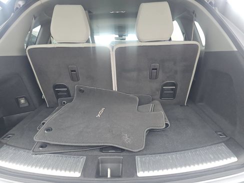Used 2020 Acura MDX SH-AWD image 17