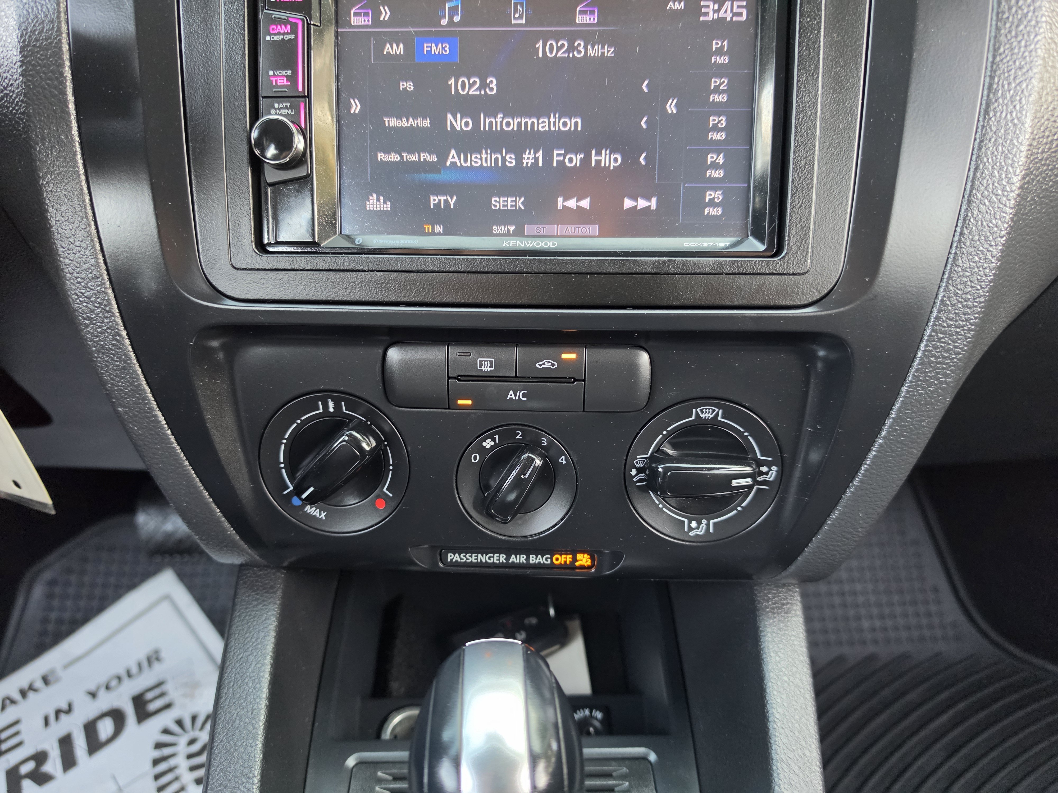 Used 2014 Volkswagen Jetta SE FWD image 33