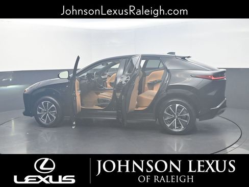 Certified 2024 Lexus RZ 300e Premium w/ Accessory Package (Z1) image 29