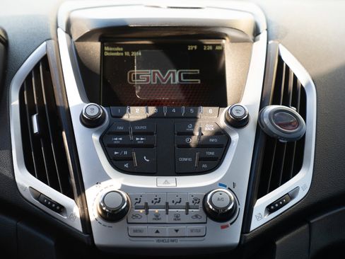 Used 2016 GMC Terrain SLE image 27