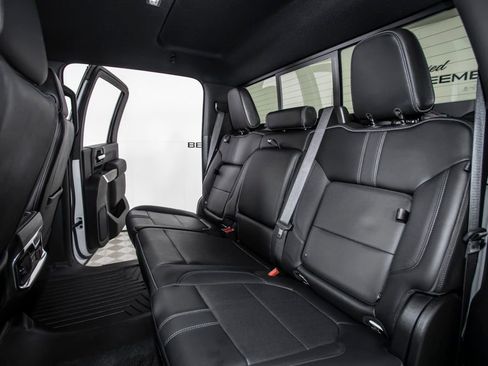 Used 2023 Chevrolet Silverado 3500 High Country w/ Z71 Off-Road Package AWD/4WD image 35