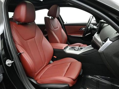 Used 2023 BMW 330i xDrive 330i xDrive w/ M Sport Package image 22