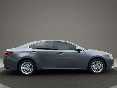 Used 2013 Lexus ES 350 w/ Luxury Pkg