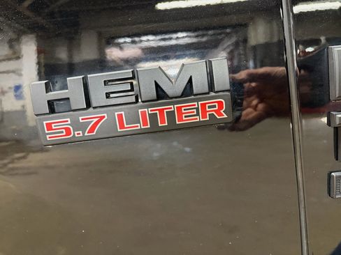 Used 2021 RAM 1500 Express w/ Express Value Package image 23