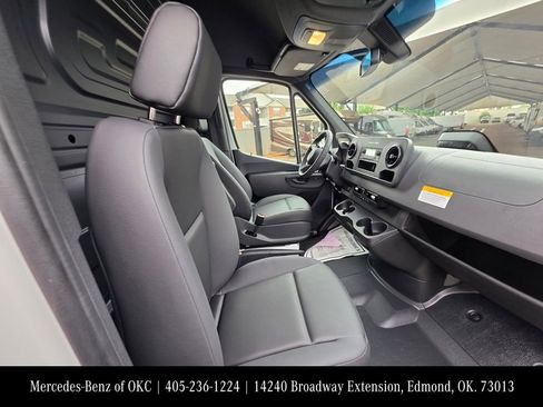 New 2026 Mercedes-Benz Sprinter 2500 image 13
