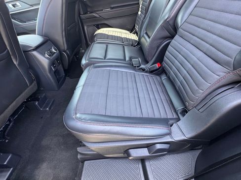 Certified 2025 Ford Explorer ST-Line w/ ST-Line Street Pack AWD/4WD image 30