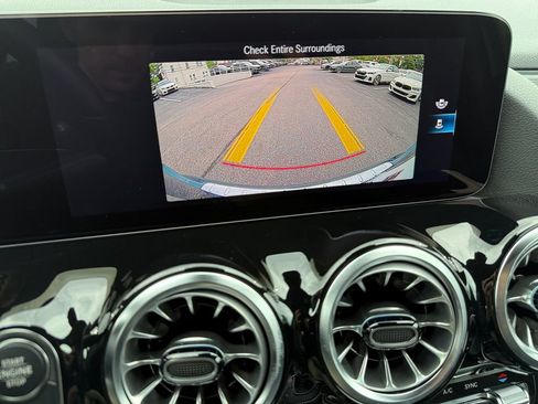Used 2023 Mercedes-Benz GLA 250 4MATIC image 22
