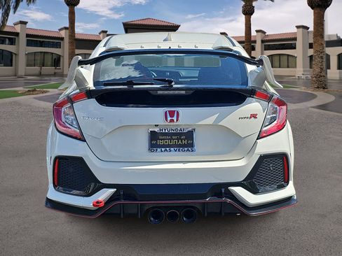 Used 2018 Honda Civic Type R image 7