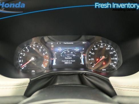Used 2025 Jeep Compass Limited AWD/4WD image 16