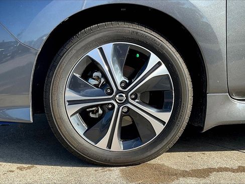 Used 2022 Nissan Leaf SL Plus image 10