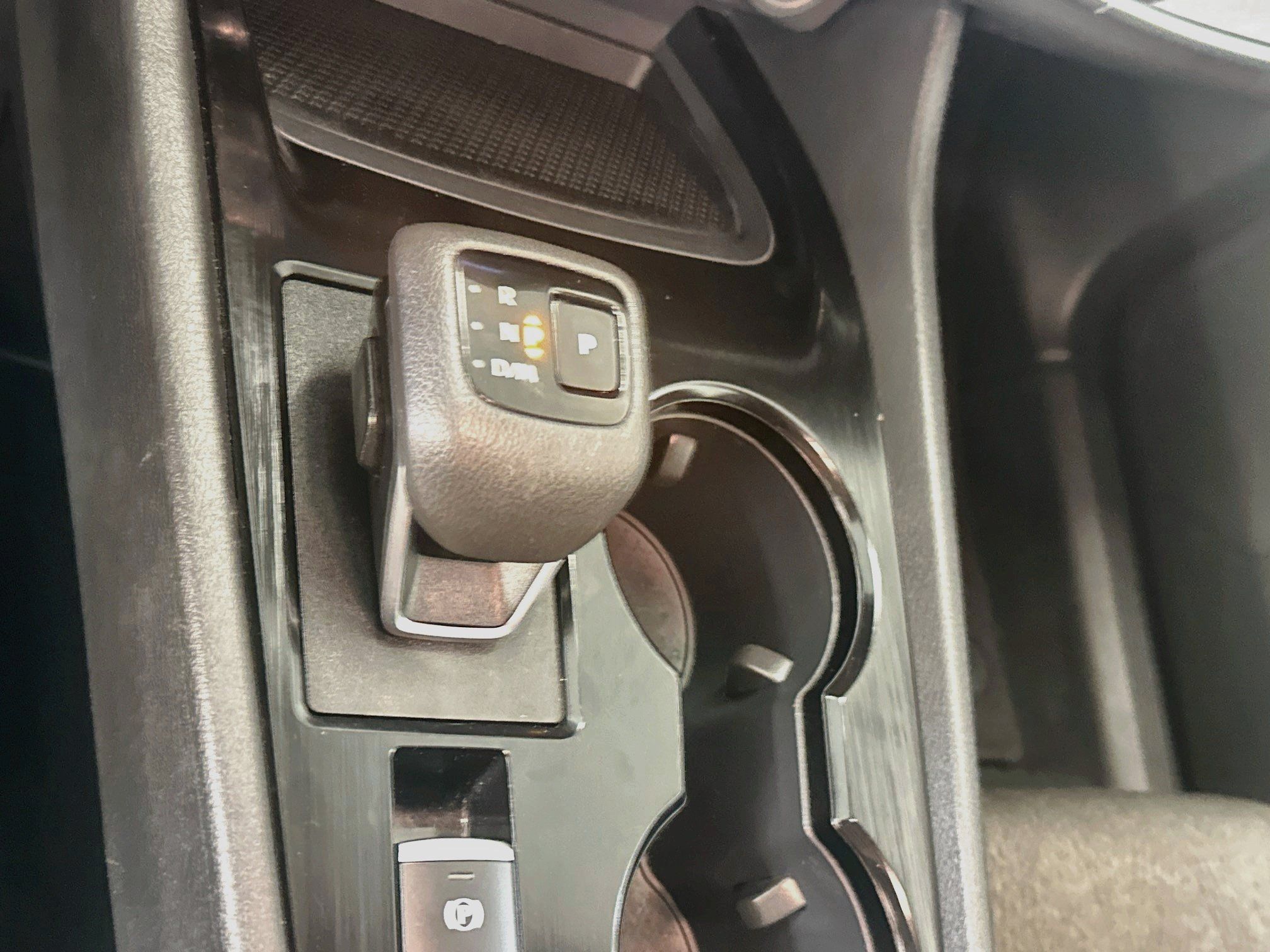 Used 2025 Nissan Rogue SV AWD/4WD image 24