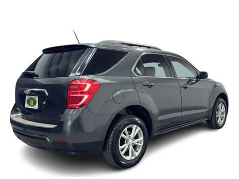 Used 2017 Chevrolet Equinox LT w/ Convenience Package AWD/4WD image 2