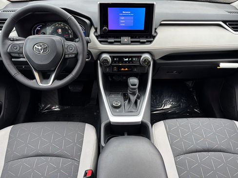 New 2025 Toyota RAV4 XLE w/ Convenience Package image 11