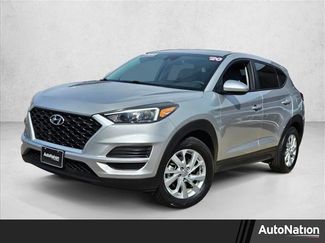 Used 2020 Hyundai Tucson SE video 1