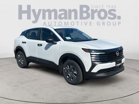 New 2026 Nissan Kicks S FWD image 1