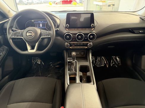 Used 2024 Nissan Sentra SV FWD image 12