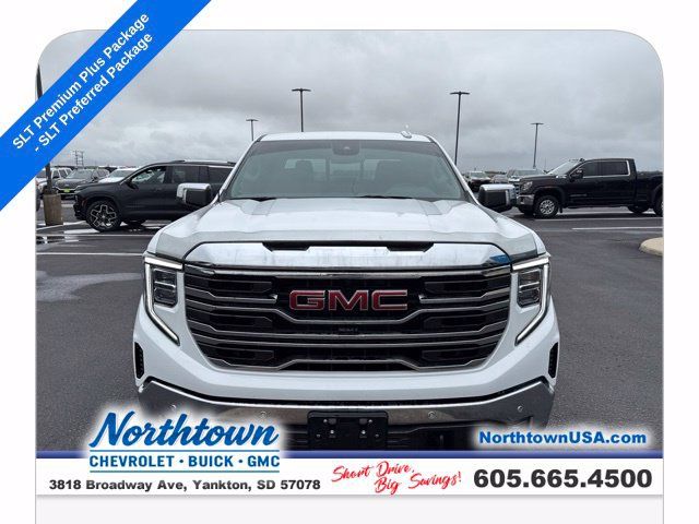 Used 2022 GMC Sierra 1500 SLT w/ SLT Premium Plus Package AWD/4WD image 3