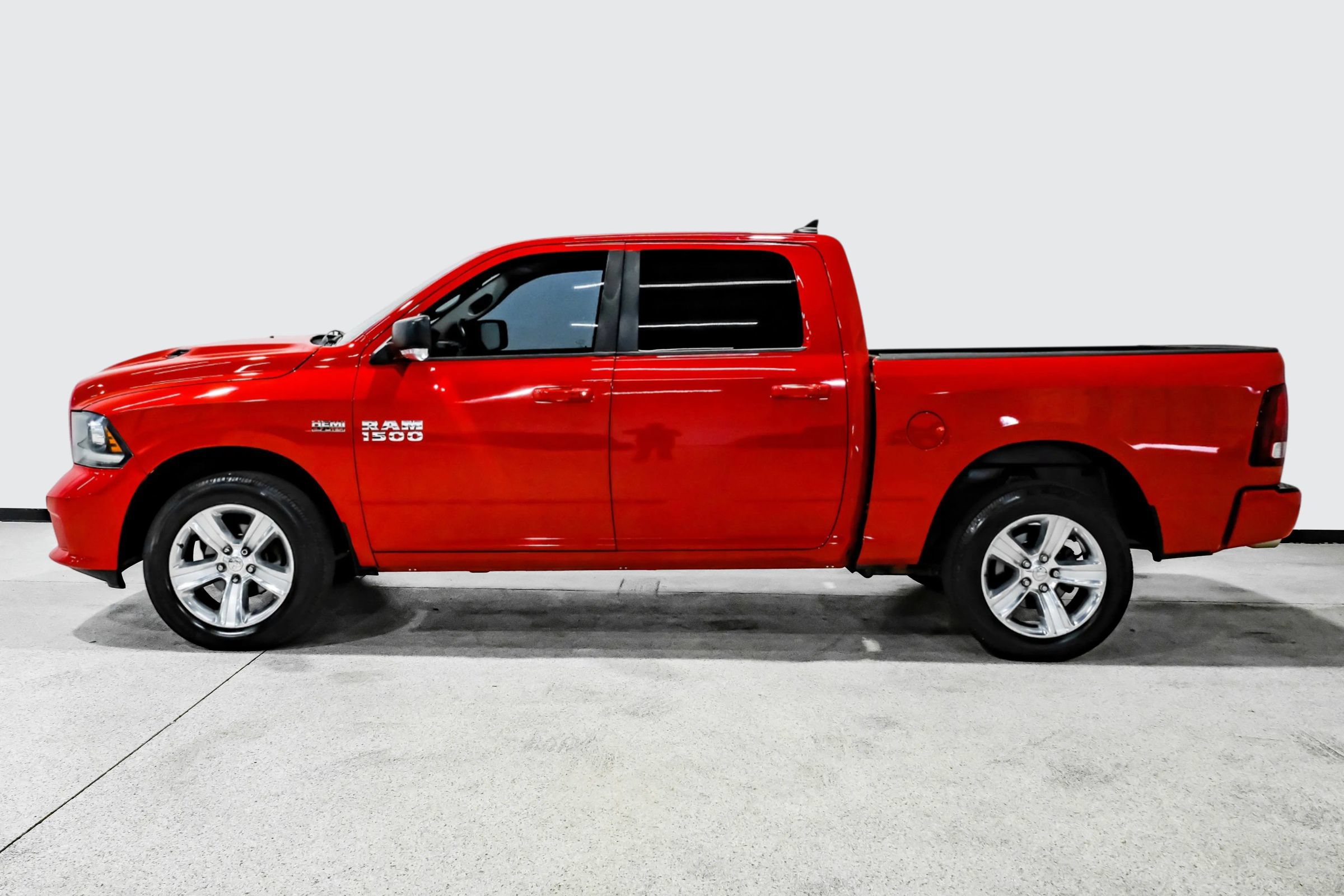 Used 2013 RAM 1500 Sport w/ Sport Premium Group AWD/4WD image 9