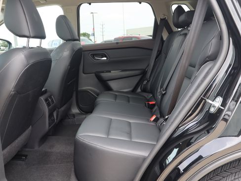 Used 2023 Nissan Rogue SL w/ SL Premium Package AWD/4WD image 11