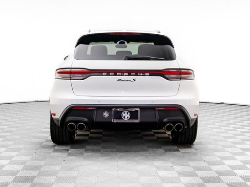 Certified 2023 Porsche Macan S image 10