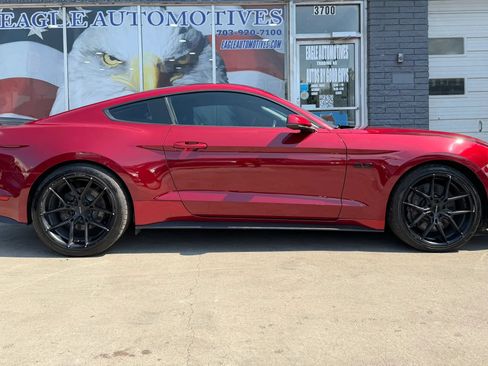 Used 2019 Ford Mustang GT Premium w/ GT Performance Package RWD image 2