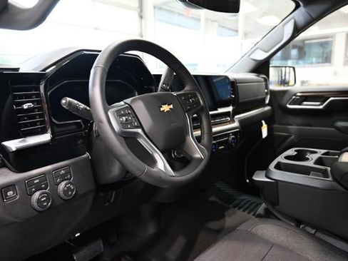New 2026 Chevrolet Silverado 1500 LT AWD/4WD image 19