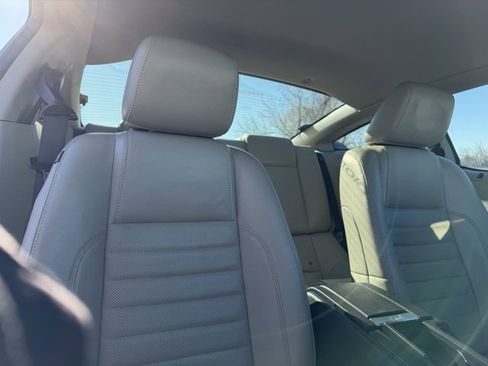 Used 2010 Ford Mustang V6 image 11