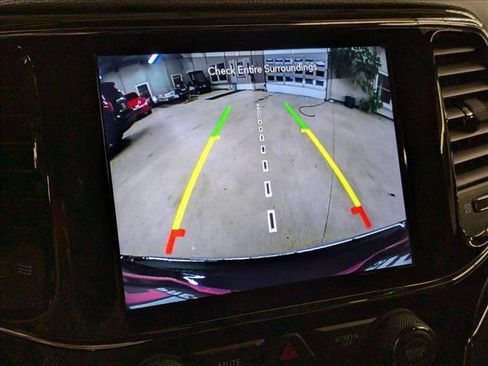 Used 2020 Jeep Grand Cherokee Limited w/ Luxury Group II image 14