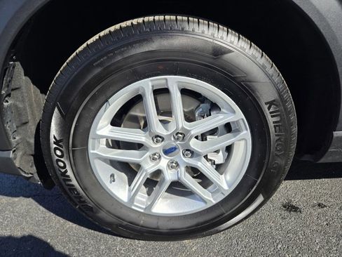 Certified 2025 Ford Explorer Active AWD/4WD image 46