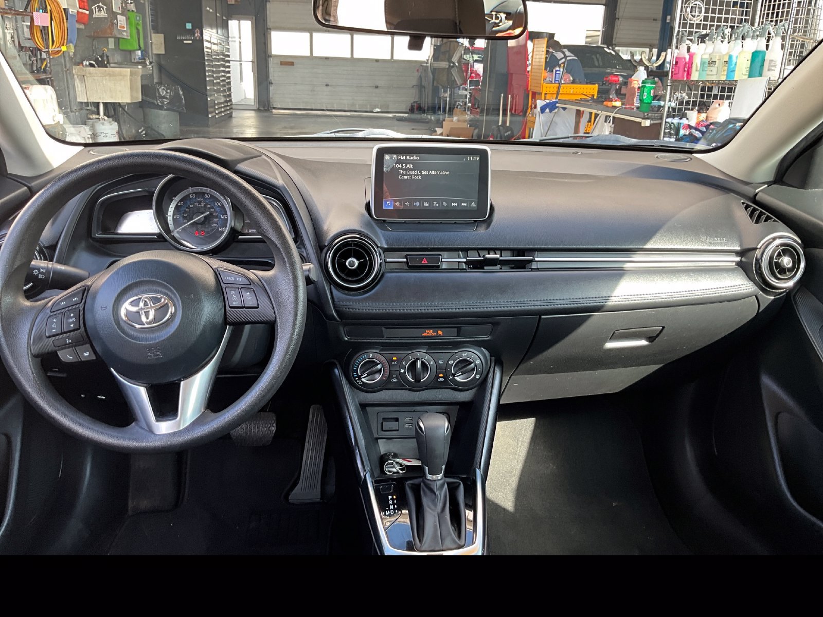 Used 2017 Toyota Yaris iA FWD image 13