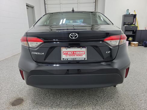 Used 2024 Toyota Corolla LE FWD image 6