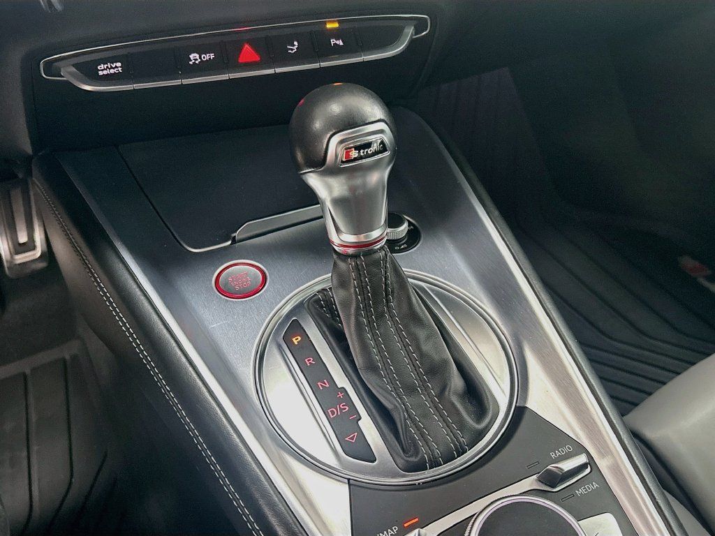 Used 2017 Audi TTS 2.0T Coupe w/ Technology Package AWD/4WD image 39