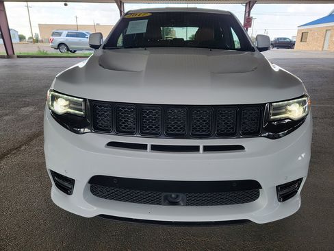 Used 2017 Jeep Grand Cherokee SRT AWD/4WD image 5