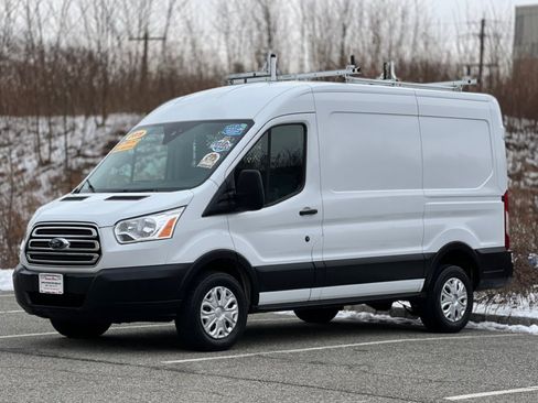 Used 2019 Ford Transit 250 130 Medium Roof w/ Exterior Upgrade Package image 4