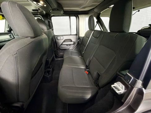Used 2021 Jeep Wrangler Unlimited Sahara AWD/4WD image 23